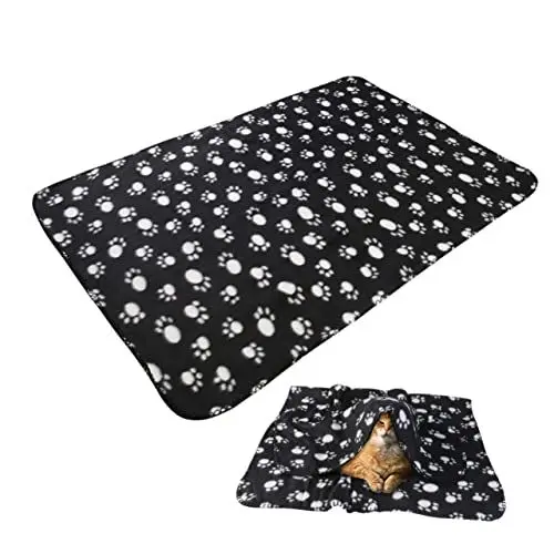 Produktbild: BELLIFFY Doppelseitige Fleecedecke 100x70 cm Für Hunde Und Katzen Warm Und Gemütlich Maschinenwaschbar Zum Schutz Von Autositzen Und Haustierbetten