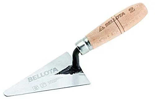 Produktbild: Bellota dreieckige geschmiedete Kelle mit abgerundeter Spitze, Griff aus Buchenholz 125 x 75 mm