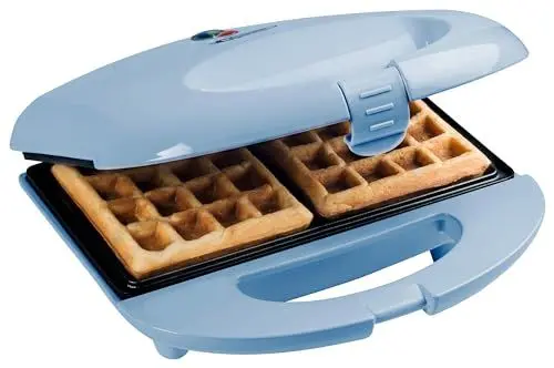 Produktbild: Bestron Brüsseler Waffeleisen im Retro Design, Waffelmaker für 2 belgische Waffeln, mit Antihaftbeschichtung & Backampel, 700 W, Farbe: Rosa