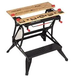 Produktbild: BLACK+DECKER flexible Werkbank klappbar Sägebock - Arbeitsbockmit großer Arbeitsfläche Exaktes Arbeiten dank Gradeinteilung und Orientierungslinien Bis 250 kg belastbar·· 74,0 x 25,0 cm - WM825