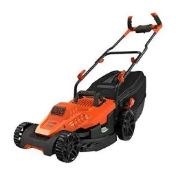 Produktbild: Black+Decker Elektro-Rasenmäher mit Fahrradlenker-Griff (1.600W, 38cm Schnittbreite, 6-Fach Höhenverstellung, 45l Grasfangbehälter, ideal für mittlere Gärten) BEMW471BH