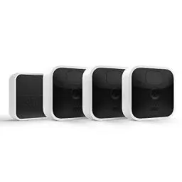 Produktbild: Blink Indoor – kabellose HD-Sicherheitskamera mit zwei Jahren Batterielaufzeit, Bewegungserfassung und Zwei-Wege-Audio, funktioniert mit Alexa | System mit drei Kameras