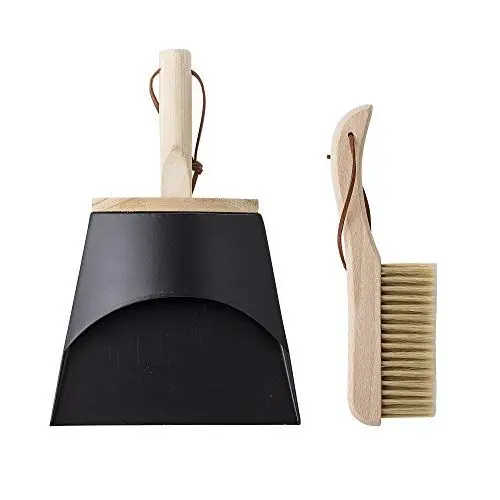 Produktbild: Bloomingville Cleaning Kehrblech mit Schaufel aus Holz und Metall in der Farbe Natur-Schwarz, Maße: Besen:26cm x 7cm x 2cm/Blech:31cm x 5cm x 20cm, 82047924
