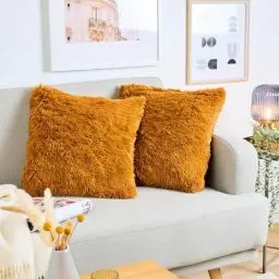 Produktbild: Blumtal 2er Set Kuscheliger Kissenbezug 50x50 cm - Dekokissen aus Kunstfell mit Reißverschluss weiche Kissenhülle - Flauschiger Bezug für Sofakissen Couchkissen, Oeko-Tex Zertifiziert, Braun