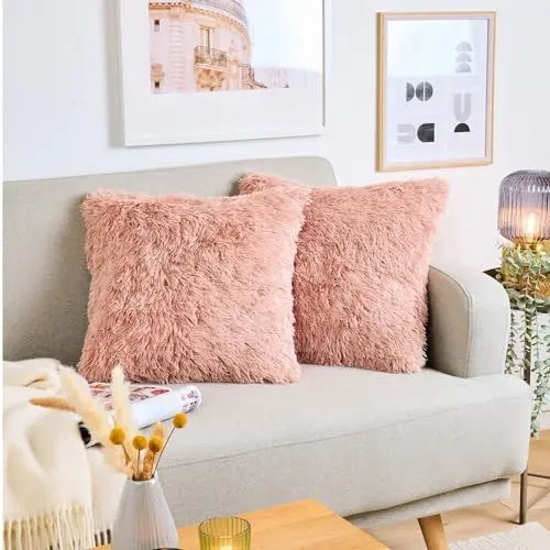 Produktbild: Blumtal 2er Set Kuscheliger Kissenbezug 45x45 cm - Dekokissen aus Kunstfell mit Reißverschluss weiche Kissenhülle - Flauschiger Bezug für Sofakissen Couchkissen, Oeko-Tex Zertifiziert, Rosa