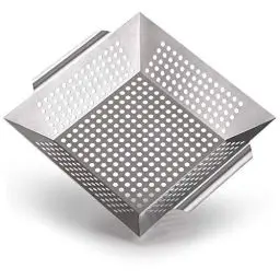 Produktbild: Blumtal Grillschale aus 100% Edelstahl - perfekt für Grillgemüse, Grillkorb geeignet für alle Grillarten, Grillzubehör, Spülmaschinengeeignet, 29,5 x 29,5 x 6 cm (Large)