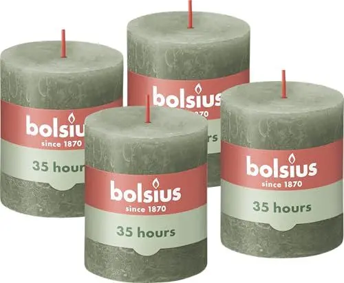 Produktbild: Bolsius Rustik Stumpenkerzen - Grün - 4 Stück - 8 x 7 cm - Dekorative Haushaltkerzen - Länge Brenndauer 35 Stunden - Unparfümierte - Natürliches Pflanzenwachs - Ohne Palmöl