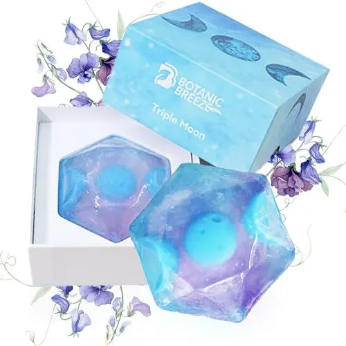 Produktbild: BOTANIC BREEZE Seife Triple Moon - Handgemachte Soap Bar(140g), Pflegende Körper- & Handseife auch für Dusche, Vegan - Handgemachtes Seifenstück, Geschenk für Hautpflege