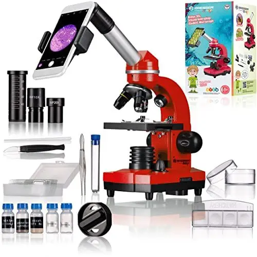 Produktbild: Bresser Junior Schülermikroskop BIOLUX SEL mit Smartphonehalter, reichhaltigem Zubehör und Barlow-Zoom-System für Kinder, Einsteiger und Erwachsene, rot