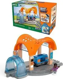 Produktbild: BRIO World 33973 Smart Tech Sound Bahnhof mit Action Tunnel – Zubehör Holzeisenbahn – Interaktives Spielzeug empfohlen ab 3 Jahren