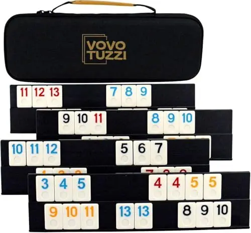 Produktbild: Bucher&Rossini Rummy Cube mit Koffer 4 Spieler Rummy Titel Set mit Zahlen Okey Spiel Set Rummy Brettspiel Inklusive 4 Plastikschalen Israel Mahjong (Schwarz)