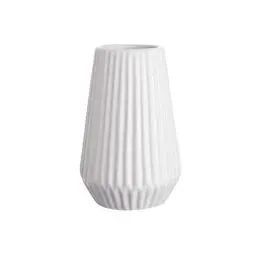 Produktbild: BUTLERS Keramik Vase mit Rillen -Riffle- Moderne Dekoration für Wohnzimmer, Regal und Tischdeko | Blumenvase für einzelne Blumen, kleine Sträuße oder dekorative Trockenblumen