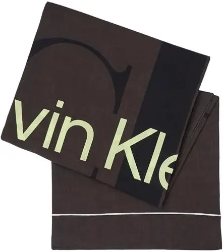 Produktbild: Calvin Klein Jeans Damen Schal Logo Bio-Baumwolle, Schwarz (Black/Dark Juniper), Einheitsgröße