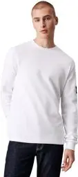 Produktbild: Calvin Klein Jeans Herren Badge Waffle Ls Tee J30j323485 Langarm Strickoberteile, Weiß (Bright White), XL