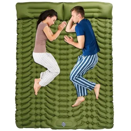 Produktbild: Camping Isomatte Selbstaufblasend für 2 Personen, Ultraleicht Luftmatratze mit integrierten Kopfkissen, Fußpresse Pumpe, Kleines Packmass Aufblasbare Matratze, Faltbar Campingmatratze (Grün Doppel)
