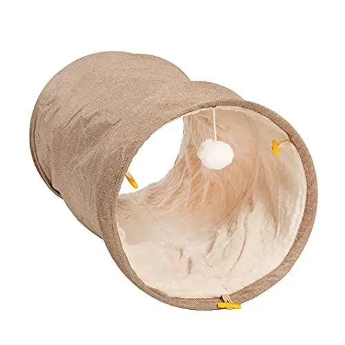 Produktbild: CanadianCat Company | Spieltunnel für Katzen mit Kuschelfell | beige | ca. 35 x 70 cm - Variable Form, integriertes Katzenspielzeug