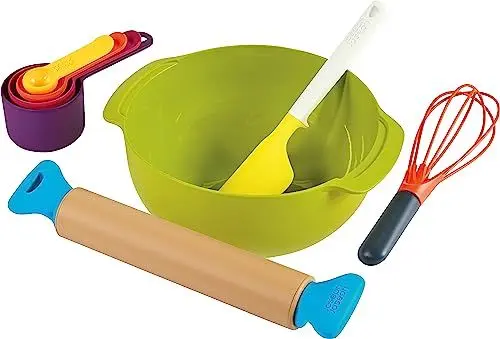 Produktbild: Casdon Joseph Joseph Bake | Spielzeug-Küchen-Backset für Kinder ab 3 Jahre | Mit beweglichem Nudelholz für fantasievolles Spielen!, Weiss/Opulenter Garten