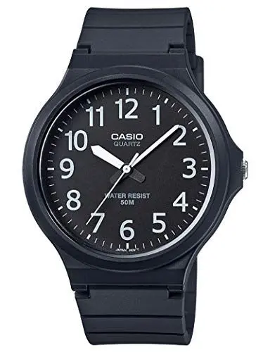 Produktbild: Casio Unisex Quartz Armbanduhr, 43.00mm GehäusegröÃŸe mit schwarz analog Zifferblatt und schwarz Rubber Strap Armband MW-240-1BVEF