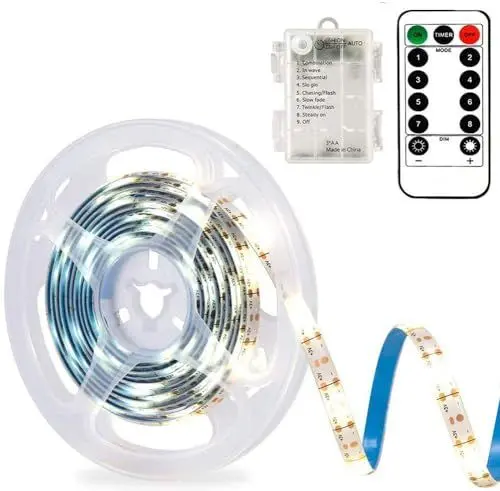 Produktbild: CCILAND LED Streifen 3 Meter, 90 LED Klebe Streifen mit Batterie 8 Modi Timer Fernbedienung, Selbstklebend Dimmbar LED Band Schneidbar für Deko (Weiß)