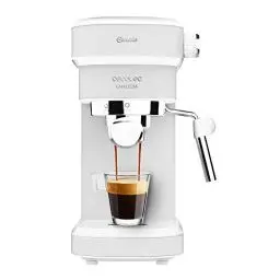 Produktbild: Cecotec Espressomaschine Cafelizzia 790 Weiß. Schnelles Aufheizsystem, 20 Bar Druck, Automatikmodus für 1 und 2 Kaffees, schwenkbares Dampfrohr, 1,2 Liter Tank