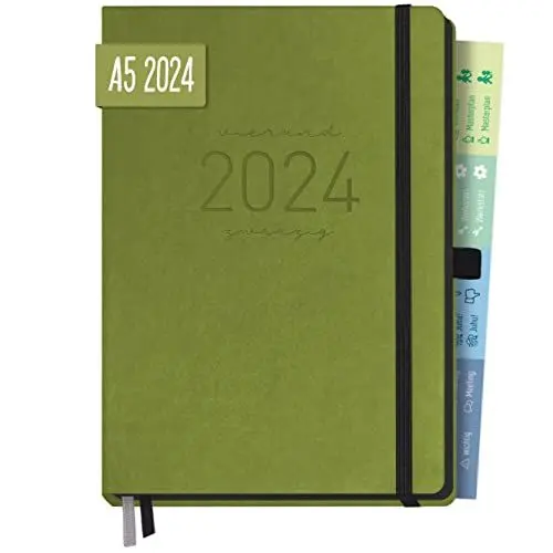 Produktbild: Chäff-Timer Deluxe Kalender 2024 A5 (Grün) Terminplaner 12 Monate: Jan - Dez 24 | Terminkalender, Wochenplaner mit Stiftschlaufe, Gummiband & Einstecktasche | nachhaltig & klimaneutral