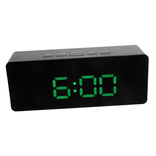 Produktbild: Ciieeo Digitaler Wecker Mit Led Display Für Schlafzimmer Große Digitale Uhr Mit Temperaturanzeige Als Wohnaccessoire Dekorativ Für Büro Schule