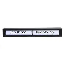 Produktbild: Cloudnola Texttime Flip Uhr - Wand- oder Tischuhr - Wand Deko Uhr, Schwarz und Weiß, Regal 8 cm tief 60 cm breit, Batteriebetriebene, Digitale Retro Flip Uhr