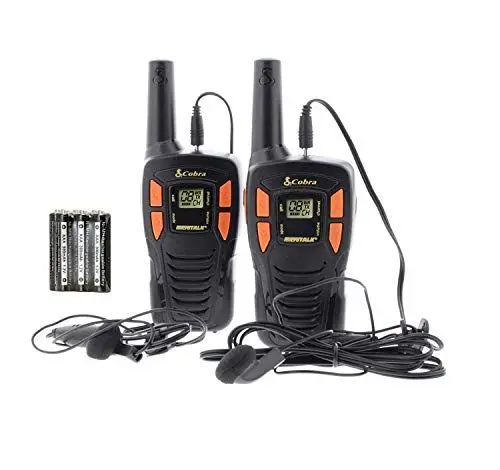 Produktbild: Cobra AM245 BBX Walkie Talkie — Wetterfest mit GA-EBM2-Ohrhörermikrofon und wiederaufladbaren Batterien (2er-Pack) — Schwarz