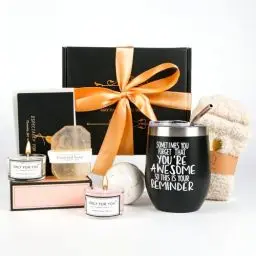 Produktbild: Comius Sharp Geschenke für Frauen, Edelstahl Weinbecher mit Duftkerze und Socken, Geburtstagsgeschenk für Freundin, Schwester, Mama, 30 40 50 Geburtstag Weihnachtsgeschenke Geschenkideen Geschenkset
