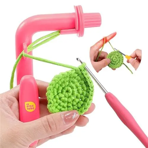 Produktbild: Crochetobe Häkelhalter für Anfänger -Häkelhilfe zum Erlernen des Häkelns und zum Herstellen magischer Kreise, 3-in-1-Werkzeug für magische Kreise, Garnspannungsregler und Garnführungswerkzeug(Rosa)