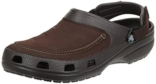 Produktbild: Crocs Classic Yukon Vista II Clogs – Clogs für Herren – Obermaterial aus Kunstleder und verstellbare Fersenriemen – Espresso – Größe 50-51
