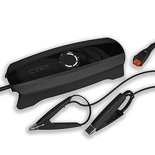 Produktbild: CTEK CS ONE, Batterieladegerät 12V, Intelligentes Ladegerät Motorrad, Ladegerät Auto, Erhaltungsladegerät Mit Adaptive Ladung, App, Rekonditionierungsmodus Und Polaritätsfreie Klemmen Schwarz