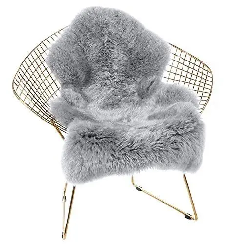 Produktbild: Cumay Faux Lammfell Schaffell Teppich 60 x 90 cm Lammfellimitat Teppich Longhair Fell Optik Nachahmung Wolle Bettvorleger Sofa Matte (Grau)