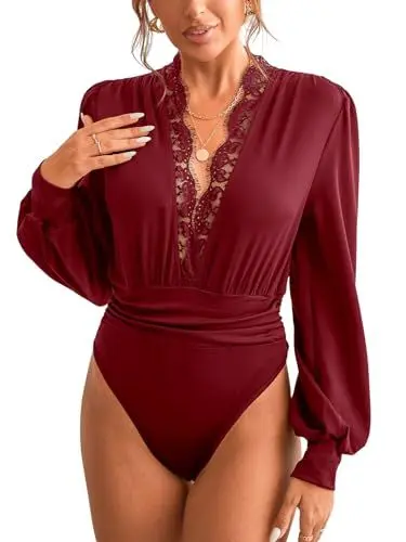 Produktbild: CUPSHE Damen Bodysuit Tiefer V Ausschnitt Spitzenbesatz Langarm Raffungen Bodies Casual Langarmshirt Unterziehbody Blusenbody Tops Burgund L