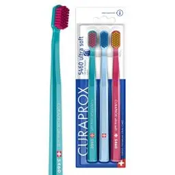 Produktbild: Curaprox Zahnbürste Set CS 5460-3er-Pack Ultra Soft Handzahnbürste für Erwachsene 5460 mit super weichen CUREN Borsten - Türkis, Hellblau, Magenta