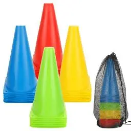 Produktbild: CYEER 24 Stück Pylonen, 23x13,5cm Hütchen Fussball, Bunt Pylonen Kinder Outdoor mit Tragetasche, Fussball Markierungskegel, Training Kegel für Fußbal, Sportarten, aktive Spiele, Hindernislauftraining