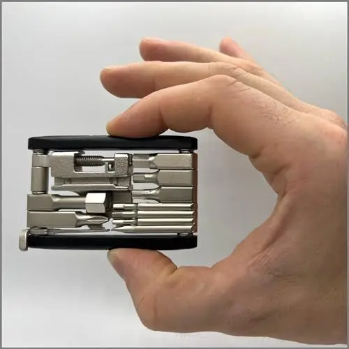 Produktbild: DACHS Rennrad Multitool mit 18 Funktionen - 18-in-1 Premuim Fahrradwerkzeug – Mini Multitool für Rennrad - 71x46x8mm, 116g