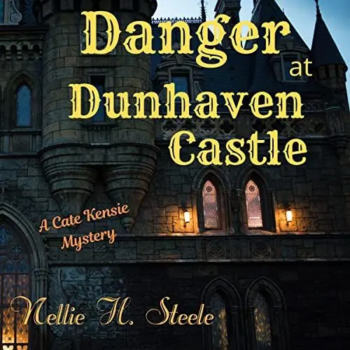 Produktbild: Danger at Dunhaven Castle: A Cate Kensie Mystery
