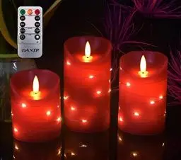 Produktbild: DANIP Rote flammenlose Kerze mit eingebetteter Sternenlichtschnur, 3 LED-Kerzen, 10-Tasten-Fernbedienung, 24-Stunden-Timer-Funktion, tanzende Flamme, echtes Wachs, batteriebetrieben.