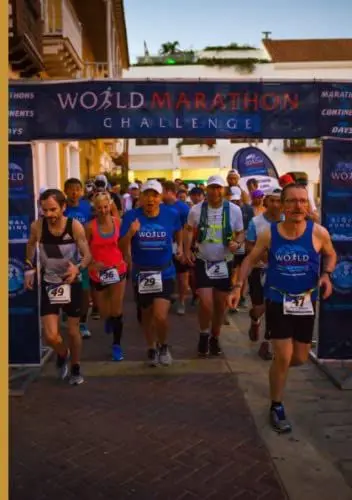 Produktbild: Dein erster Marathon: 42 Experten führen Dich mit einem Lächeln ins Ziel