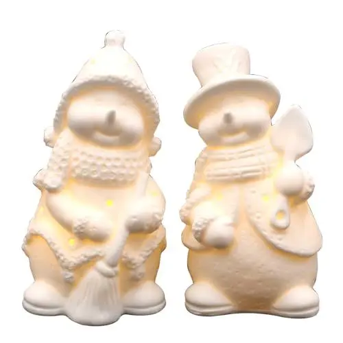 Produktbild: Dekohelden24 Porzellan LED Schneemänner in weiß als 2er Set, Maße je Figur L/B/H 6,5 x 6,5 x 11 cm, 11 cm