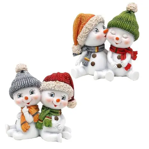 Produktbild: Dekohelden24 Schneekinderpaar mit Mütze und Schal in rot, grau, orange, grün als 2er Set, L/B/H 10,7 x 7,3 x 10,8 cm