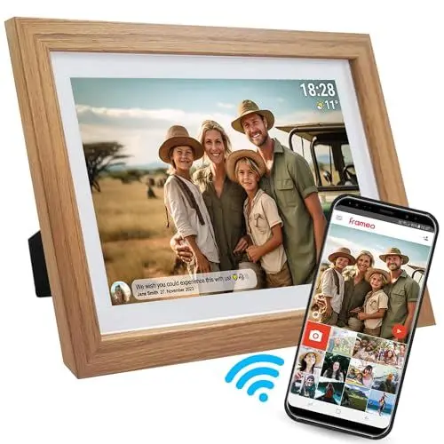 Produktbild: Denver Digitaler Bilderrahmen Holz 10,1 Zoll mit WLAN - FRAMEO Digital Photo Frame mit Touchscreen & 16 GB Speicher - Elektrischer Bilderrahmen mit App‑Steuerung - USB & microSD - Light Wood