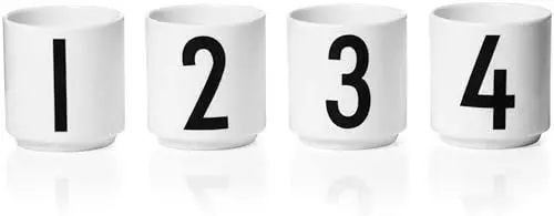 Produktbild: Design Letters Espressotassen Set 4 Stück | Porzellan Espresso Kaffeetasse | Perfekt als Kerzenhalter, Kerzen Deko, Tischdeko | Espresso Tassen mit eingravierten Buchstaben | Mini Tassen | 50 Ml