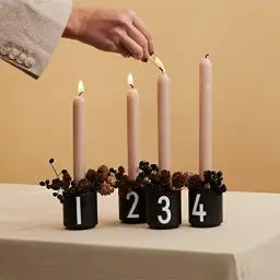 Produktbild: Design Letters Espressotassen Set 4 Stück | Porzellan Espresso Kaffeetasse | Perfekt als Kerzenhalter, Kerzen Deko, Tischdeko | Espresso Tassen mit eingravierten Buchstaben | Mini Tassen | 50 Ml