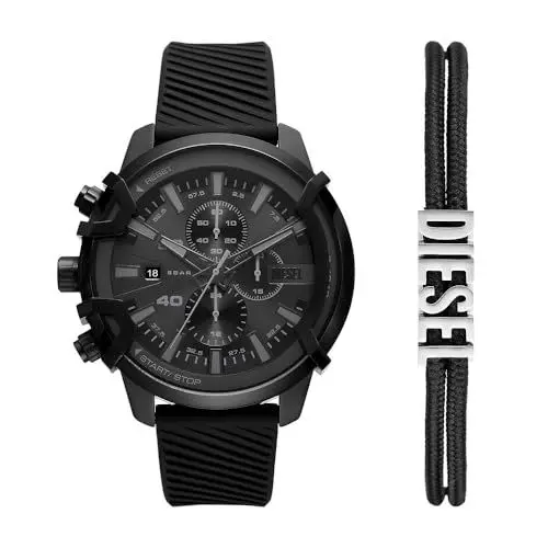 Produktbild: Diesel Herrenuhr Griffed Quarz/Chrono Uhrwerk 48 mm Gehäusegröße mit einem Silikonarmband DZ4650SET