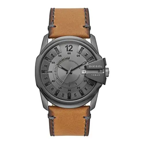 Produktbild: Diesel Herrenuhr Master Chief, Dreizeigeruhrwerk, 43 mm Gunmetal Edelstahlgehäuse mit Lederarmband, DZ1964