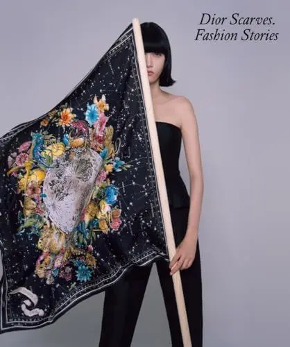 Produktbild: Dior Scarves. Fashion Stories