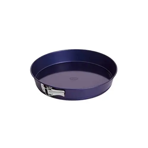 Produktbild: Dr. Oetker Springform Ø 32 cm Back-Liebe Emaille mit Hebeboden – Runde Backform mit schnitt- & kratzfestem Emaille-Boden – 32er Kuchenbackform mit konischem Rand für Kuchen, Quiche oder Tart