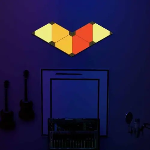 Produktbild: Dreieckige Lichtpaneele, RGB-Dreieck-Wandleuchten, LED-Gaming-Lichtpaneele mit Musiksynchronisation, APP-Sprachfernbedienung, für Gaming-Raum-Party-Dekoration (EU-Stecker)